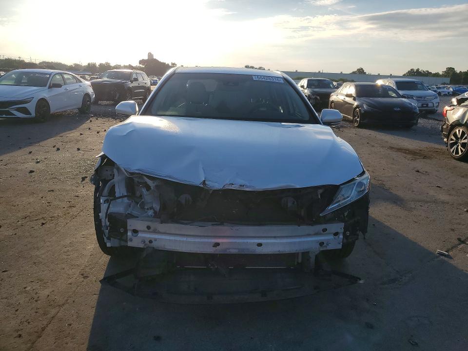 2019 Toyota Camry მანქანა იყიდება აუქციონზე, vin: 4T1B11HKXKU708796, აუქციონის ნომერი: 66426316
