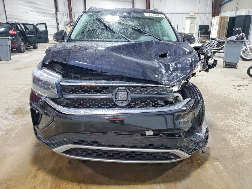 Продажа на аукционе авто 2023 Volkswagen Taos, vin: 3VVNX7B2XPM327281, номер лота: 67179626