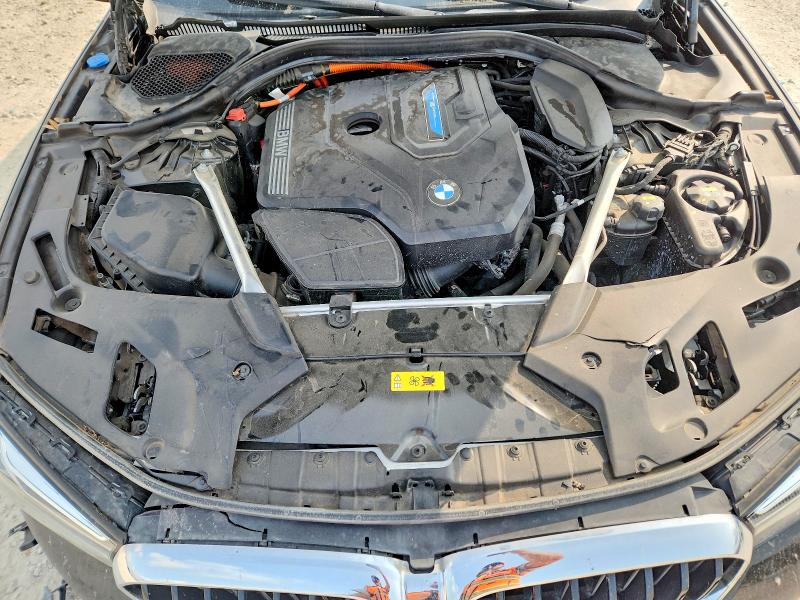 63364276 :رقم المزاد ، WBA33AG09NCH72535 vin ، 2022 Bmw 530 مزاد بيع