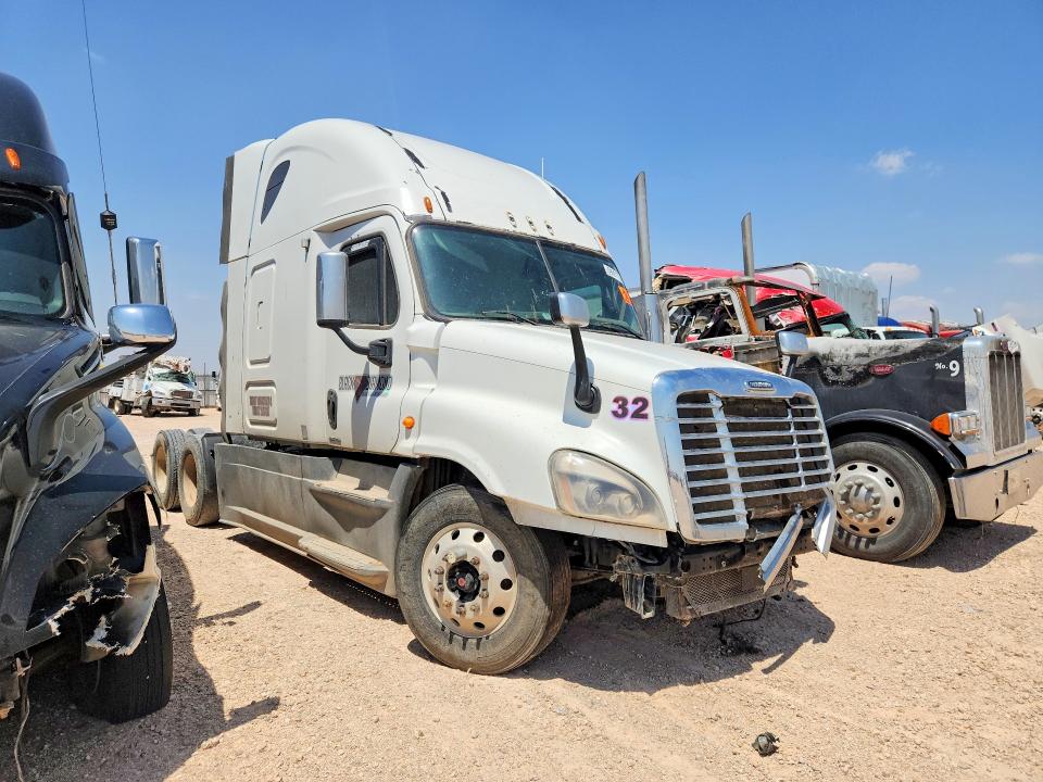 2012 Freightliner Cascadia მანქანა იყიდება აუქციონზე, vin: 1FUJGLBG5CSBV7023, აუქციონის ნომერი: 59097756