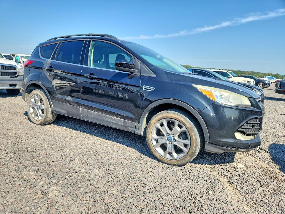 2013 Ford Escape მანქანა იყიდება აუქციონზე, vin: 1FMCU0GX0DUA03902, აუქციონის ნომერი: 65341906