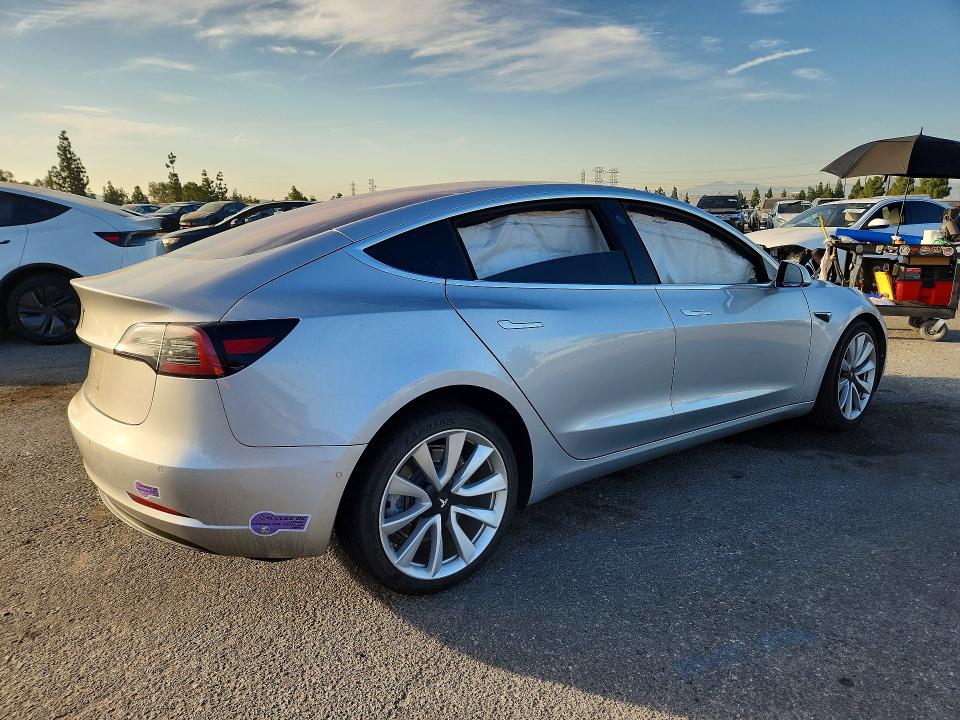 Auction sale of the 2018 Tesla Model 3, vin: 5YJ3E1EA9JF053451, lot number: 64148086