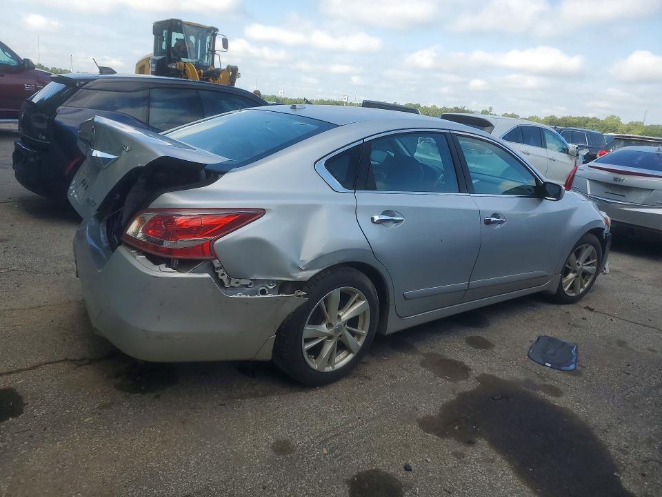 2013 Nissan Altima მანქანა იყიდება აუქციონზე, vin: 1N4AL3AP4DC199993, აუქციონის ნომერი: 63878216