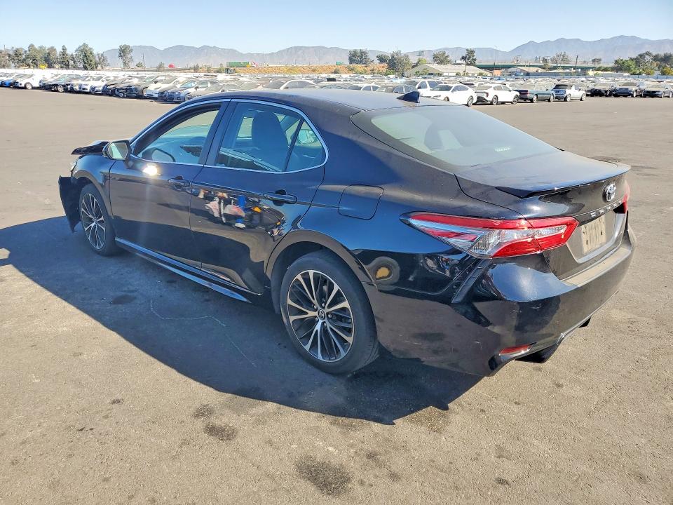 2019 Toyota Camry მანქანა იყიდება აუქციონზე, vin: 4T1B11HK1KU688454, აუქციონის ნომერი: 66051556
