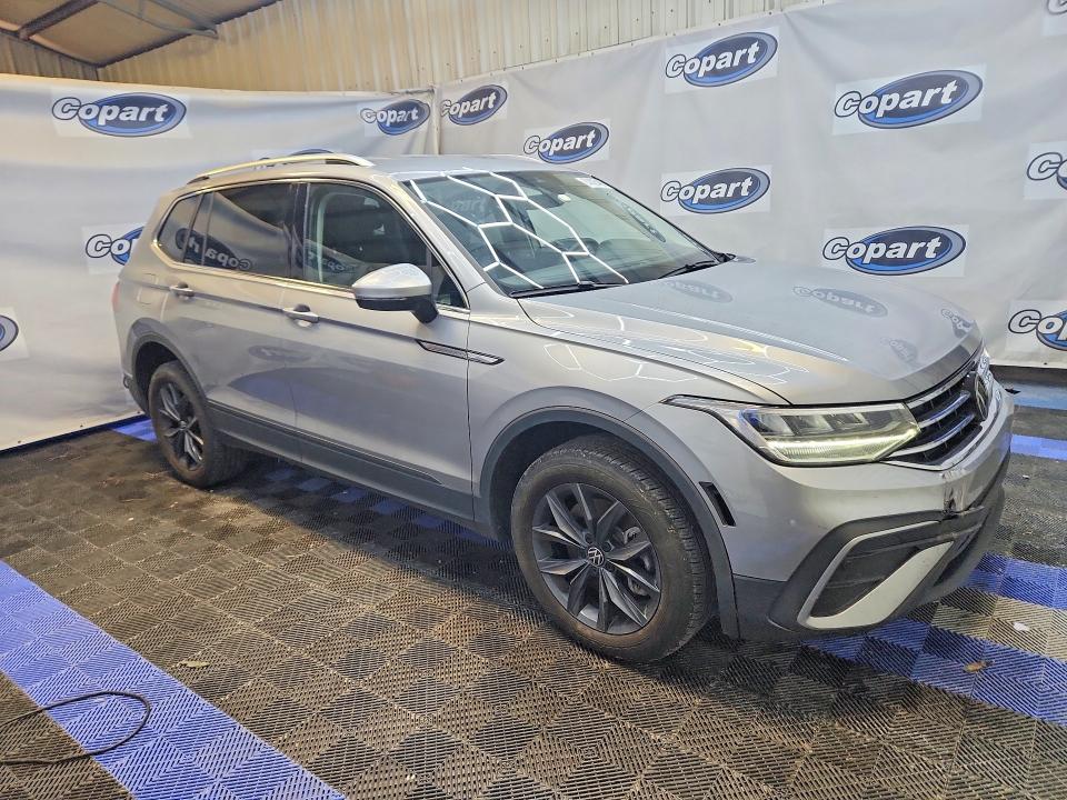 Продажа на аукционе авто 2024 Volkswagen Tiguan, vin: 3VV3B7AX4RM001532, номер лота: 63825406