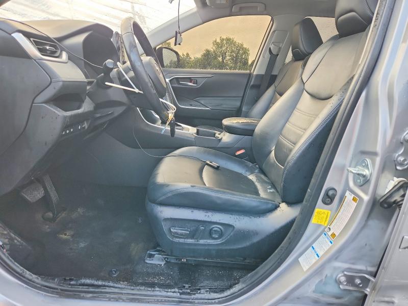 64648186 :رقم المزاد ، JTMA1RFV7MD072613 vin ، 2021 Toyota Rav4 مزاد بيع