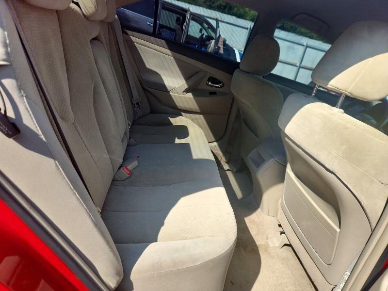 63304136 :رقم المزاد ، 4T1BE46K68U227347 vin ، 2008 Toyota Camry مزاد بيع