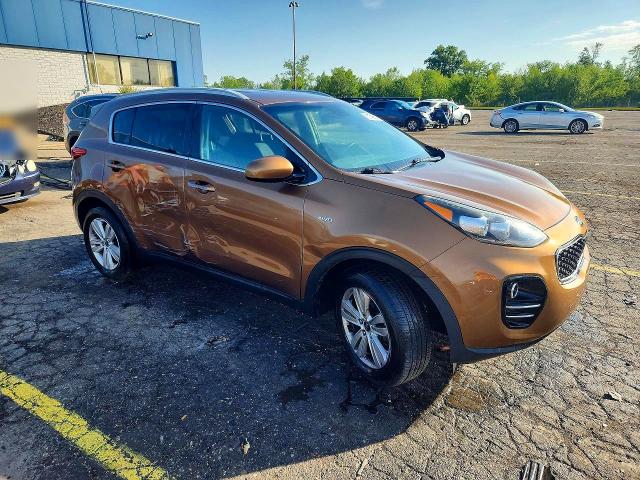 65742616 :رقم المزاد ، KNDPMCAC6J7406709 vin ، 2018 Kia Sportage مزاد بيع