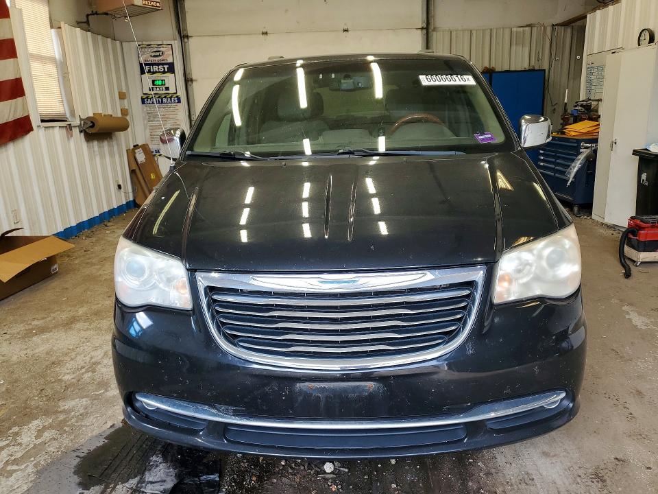 66066616 :رقم المزاد ، 2C4RC1GG1CR135179 vin ، 2012 Chrysler Town & Country مزاد بيع