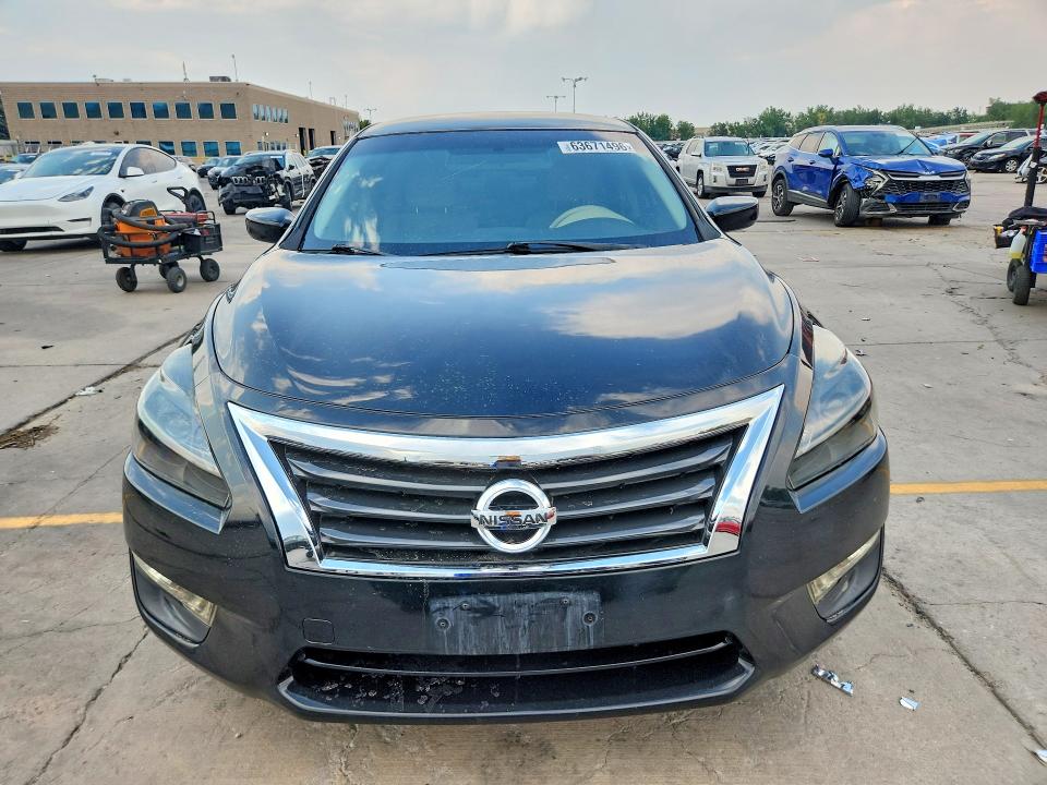 2015 Nissan Altima მანქანა იყიდება აუქციონზე, vin: 1N4AL3AP9FC427327, აუქციონის ნომერი: 63671496