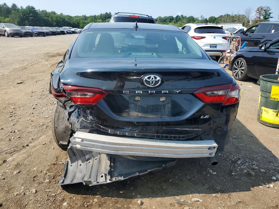 65103826 :رقم المزاد ، 4T1C11AK2PU833331 vin ، 2023 Toyota Camry مزاد بيع