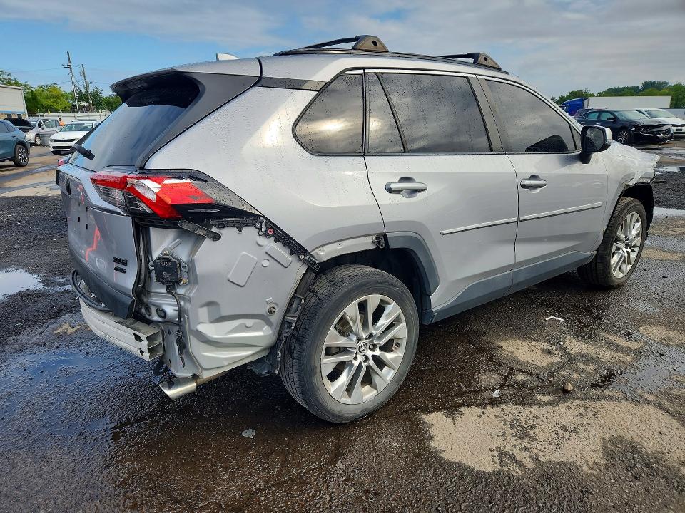 64648186 :رقم المزاد ، JTMA1RFV7MD072613 vin ، 2021 Toyota Rav4 مزاد بيع