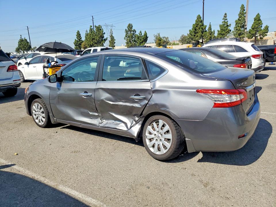 64540586 :رقم المزاد ، 3N1AB7AP1FY372242 vin ، 2015 Nissan Sentra مزاد بيع