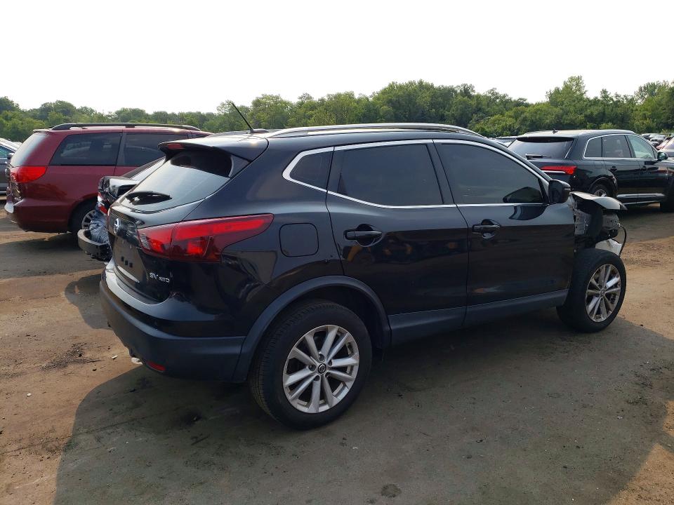 64281636 :رقم المزاد ، JN1BJ1CR8KW624010 vin ، 2019 Nissan Rogue Sport مزاد بيع