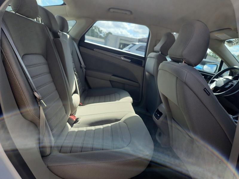 64804396 :رقم المزاد ، 3FA6P0HD7LR143714 vin ، 2020 Ford Fusion مزاد بيع