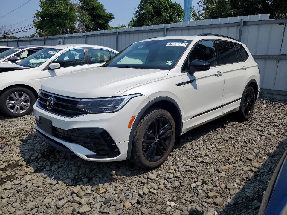 2022 Volkswagen Tiguan მანქანა იყიდება აუქციონზე, vin: 3VV8B7AX6NM144854, აუქციონის ნომერი: 63895506