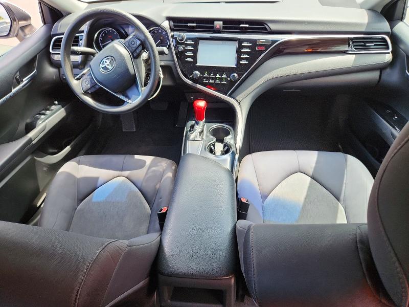 66035436 :رقم المزاد ، 4T1B11HK9JU047583 vin ، 2018 Toyota Camry مزاد بيع