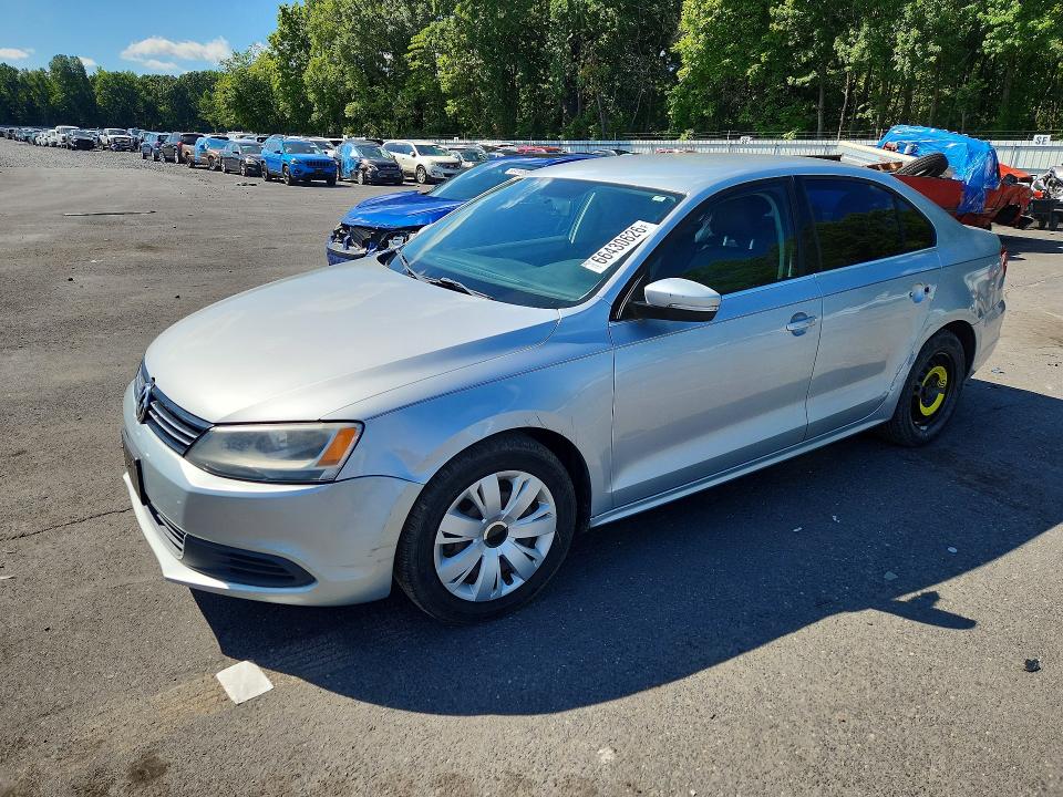 66430626 :رقم المزاد ، 3VWDP7AJ4DM217144 vin ، 2013 Volkswagen Jetta مزاد بيع
