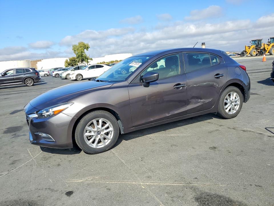 Aukcja sprzedaży 2018 Mazda 3, vin: 3MZBN1K75JM203584, numer aukcji: 66776976