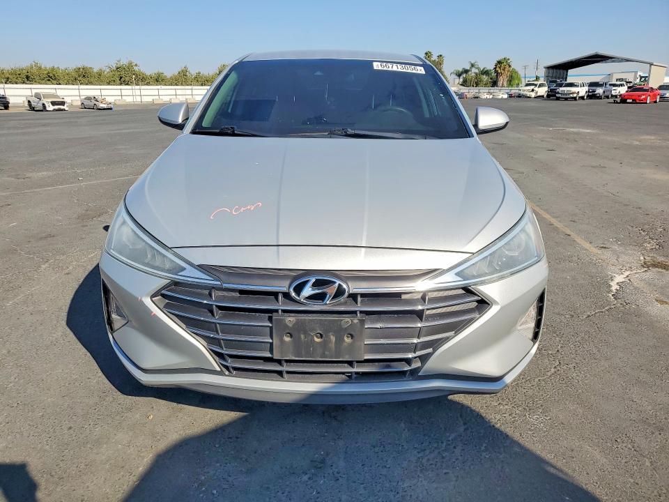 66713056 :رقم المزاد ، 5NPD84LF5LH505864 vin ، 2020 Hyundai Elantra مزاد بيع