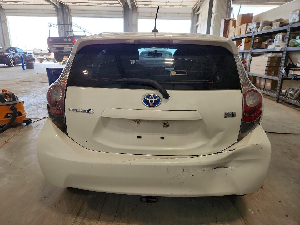 Продажа на аукционе авто 2014 Toyota Prius C, vin: JTDKDTB30E1573049, номер лота: 65482306