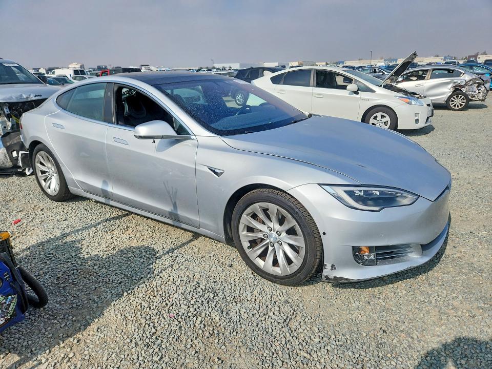 Aukcja sprzedaży 2018 Tesla Model S, vin: 5YJSA1E28JF269355, numer aukcji: 64081966