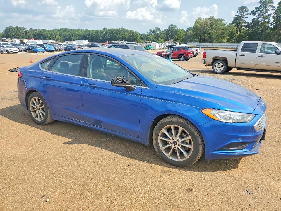 2017 Ford Fusion მანქანა იყიდება აუქციონზე, vin: 3FA6P0HD4HR353923, აუქციონის ნომერი: 63661006