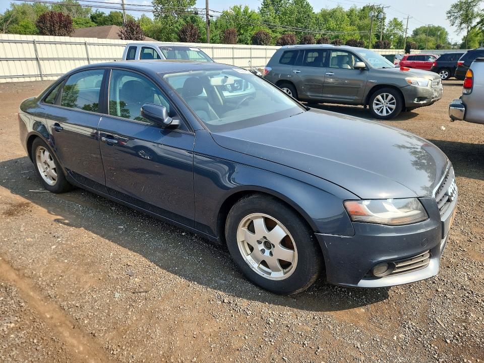 Продажа на аукционе авто 2010 Audi A4, vin: WAUDFAFL7AN012266, номер лота: 65091276