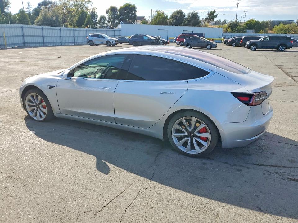 Продаж на аукціоні авто 2018 Tesla Model 3, vin: 5YJ3E1EA2JF024339, номер лоту: 64481846