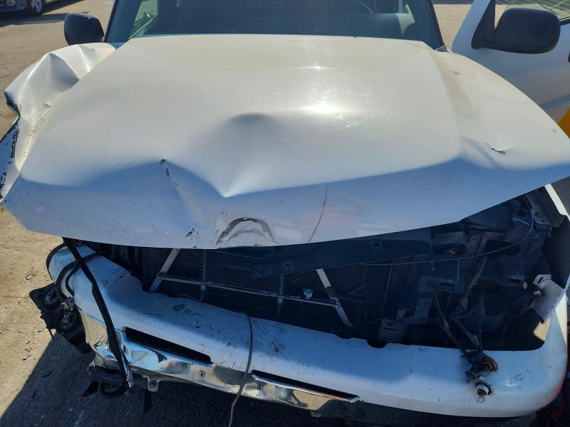 2006 Chevrolet Silver1500 მანქანა იყიდება აუქციონზე, vin: 2GCEC13T861192385, აუქციონის ნომერი: 63932026