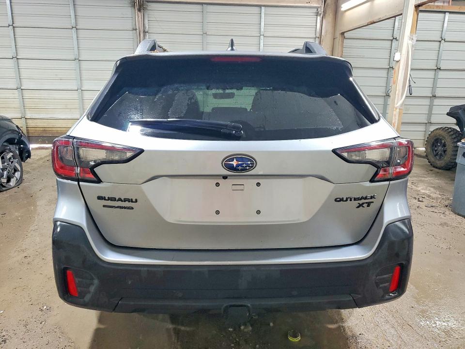 64847986 :رقم المزاد ، 4S4BTGLD6M3104595 vin ، 2021 Subaru Outback مزاد بيع