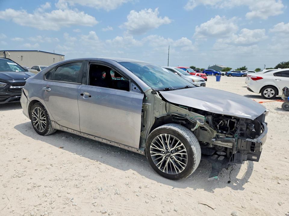 2023 Kia Forte მანქანა იყიდება აუქციონზე, vin: 3KPF54AD0PE578041, აუქციონის ნომერი: 62867146