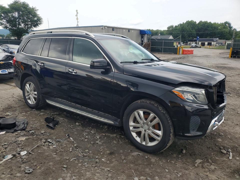 63829786 :رقم المزاد ، 4JGDF6EE0HA873076 vin ، 2017 Mercedes-benz Gls مزاد بيع