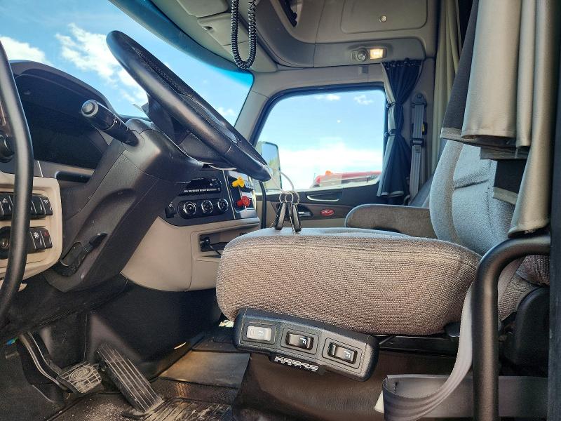 Продажа на аукционе авто 2023 Peterbilt 579, vin: 1XPBD49X9PD855818, номер лота: 63441766