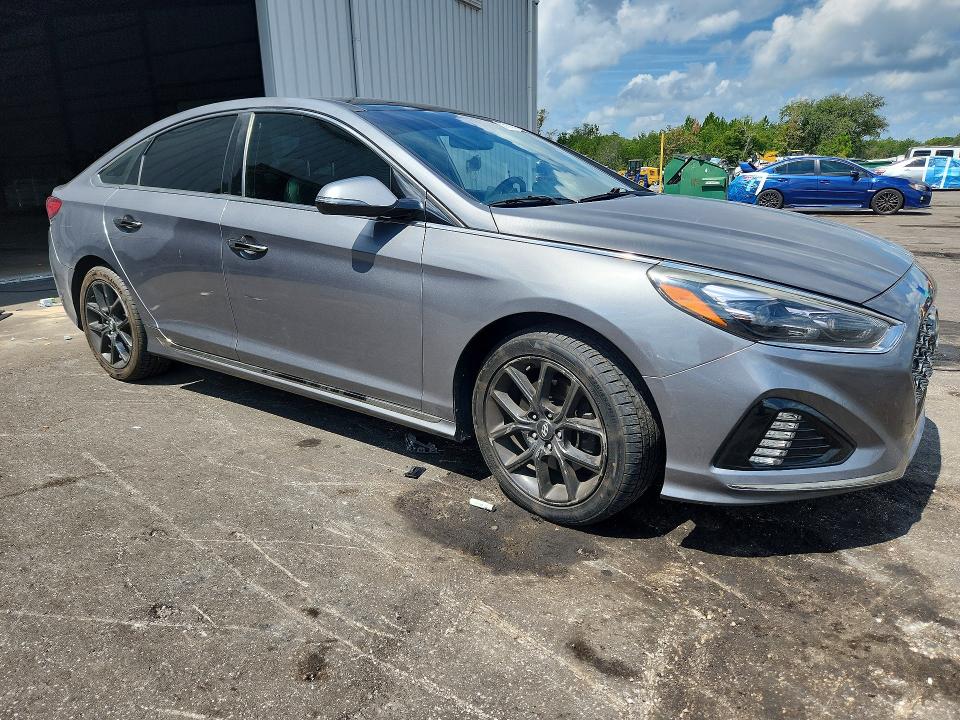 Продаж на аукціоні авто 2018 Hyundai Sonata, vin: 5NPE34AB5JH725005, номер лоту: 63906176