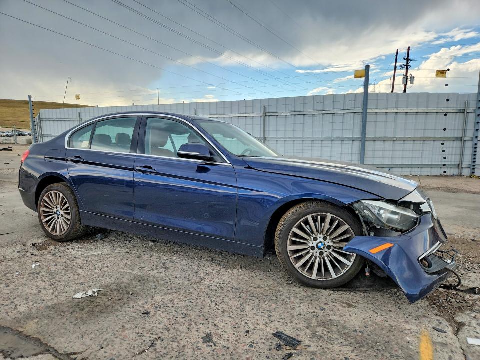 66211916 :رقم المزاد ، WBA3B5C52DF597454 vin ، 2013 Bmw 328 مزاد بيع