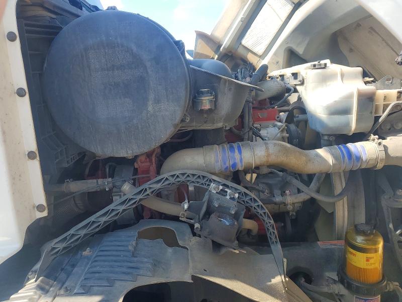 65416136 :رقم المزاد ، 4V4N39TG2HN988038 vin ، 2017 Volvo Vn مزاد بيع
