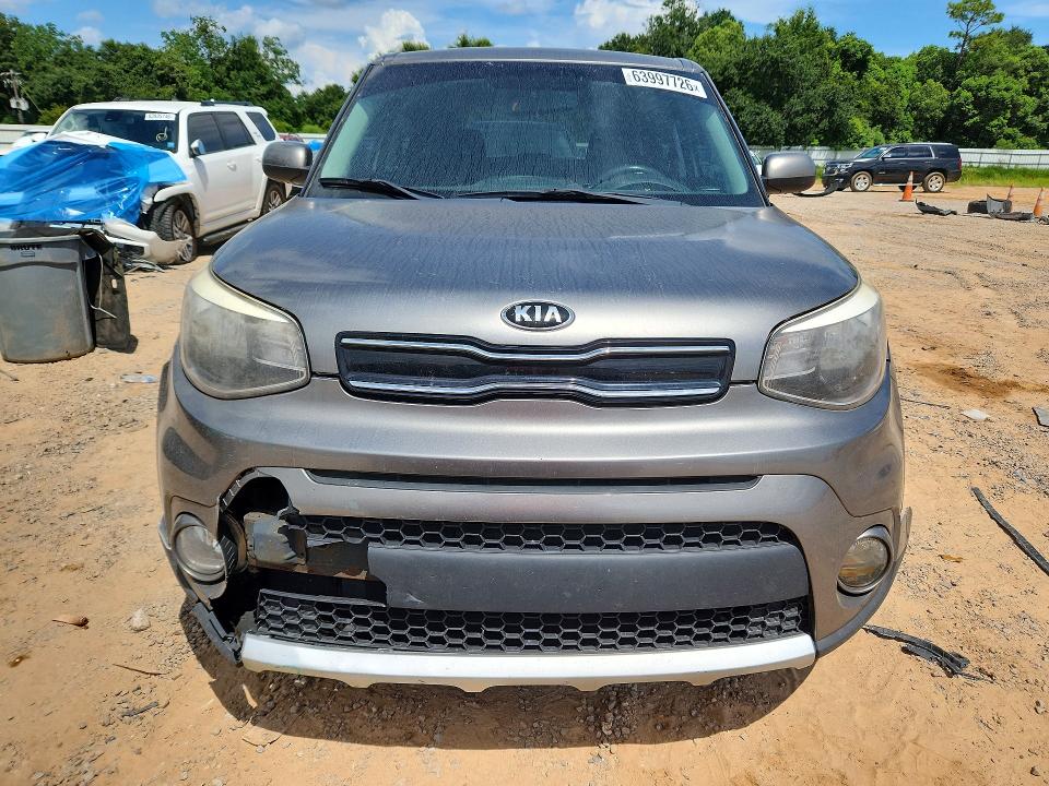 2018 Kia Soul მანქანა იყიდება აუქციონზე, vin: KNDJP3A5XJ7518721, აუქციონის ნომერი: 63997726