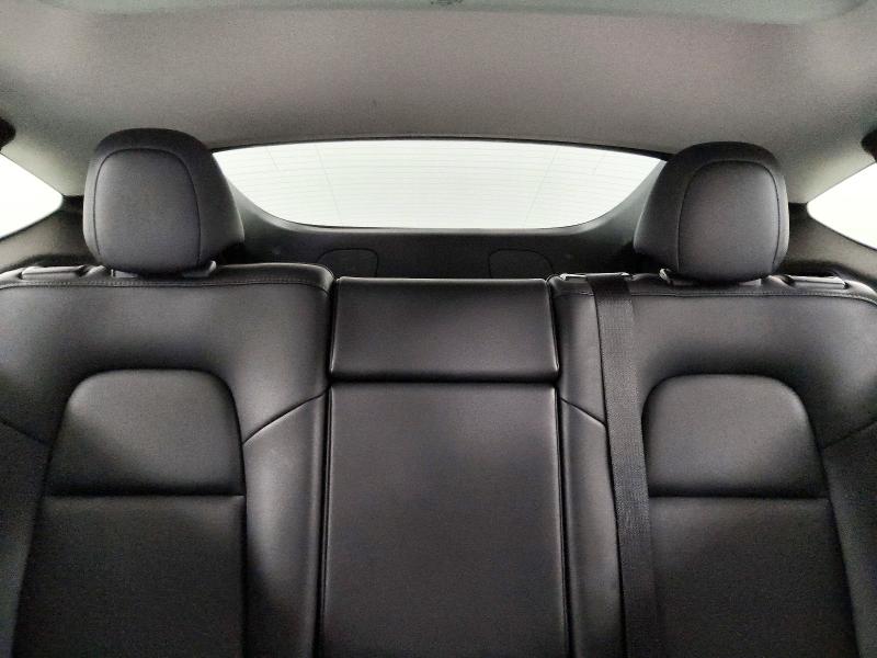 65602186 :رقم المزاد ، 7SAYGDEE7NF480897 vin ، 2022 Tesla Model Y مزاد بيع