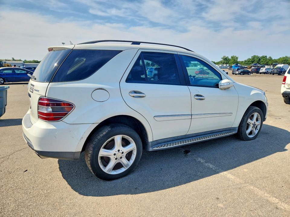 2008 Mercedes-benz Ml მანქანა იყიდება აუქციონზე, vin: 4JGBB86E78A415547, აუქციონის ნომერი: 62861146