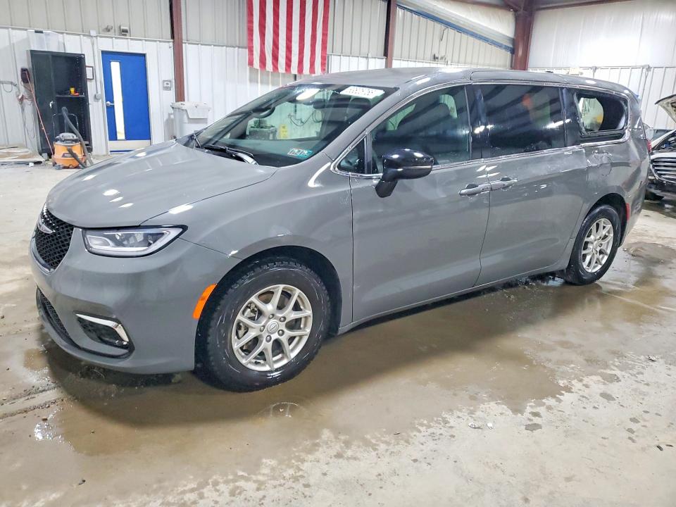 2025 Chrysler Pacifica მანქანა იყიდება აუქციონზე, vin: 2C4RC1BG9SR587659, აუქციონის ნომერი: 63825756