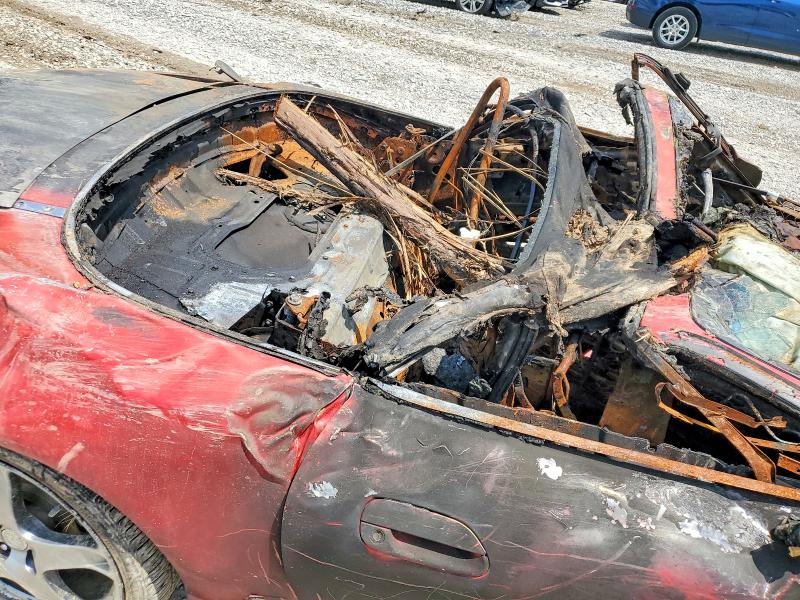 64572956 :رقم المزاد ، JM1NB354640408165 vin ، 2004 Mazda Mx-5 Miata مزاد بيع
