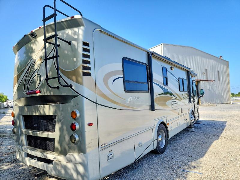 63887146 :رقم المزاد ، 5VBRC93A3BA113145 vin ، 2011 Tiffin Mot Allegro مزاد بيع