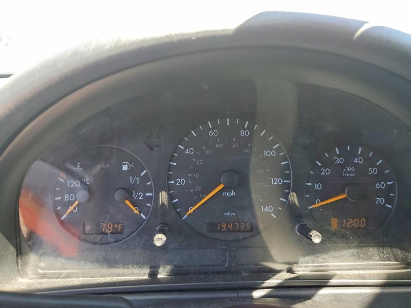 2001 Mercedes-benz Ml მანქანა იყიდება აუქციონზე, vin: 4JGAB54E91A243203, აუქციონის ნომერი: 63684026