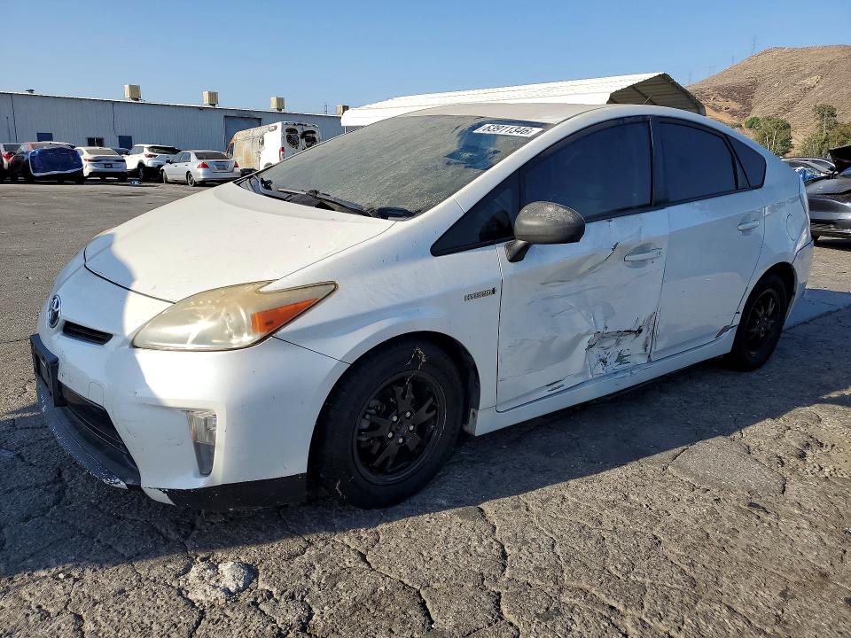 63911346 :رقم المزاد ، JTDKN3DU7D5561118 vin ، 2013 Toyota Prius مزاد بيع