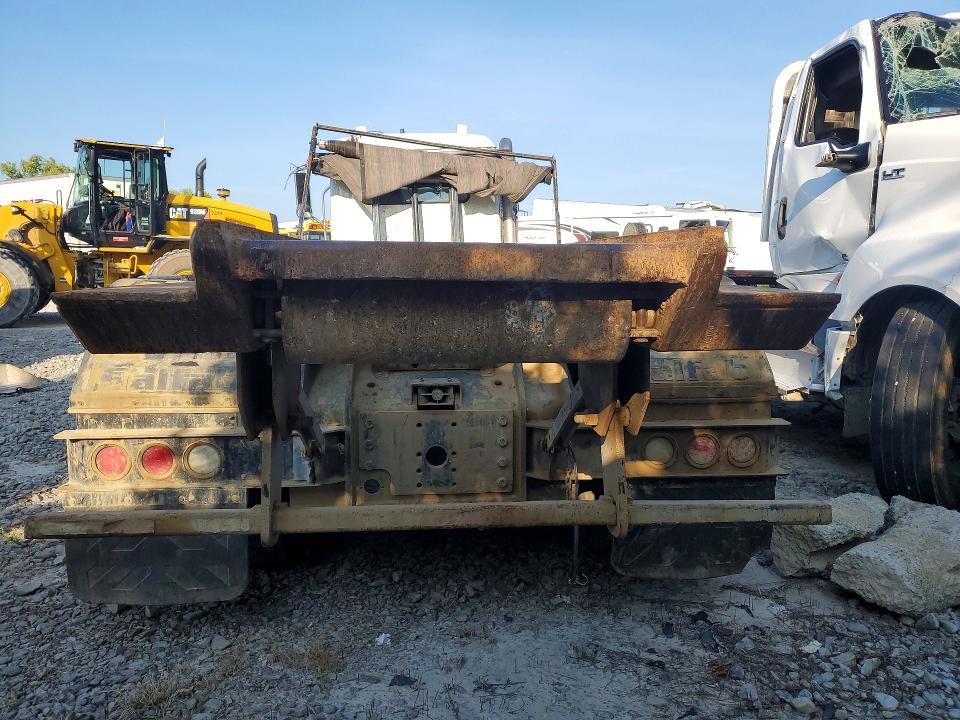 65283036 :رقم المزاد ، 1M2GR4NC6RM004974 vin ، 2024 Mack Granite مزاد بيع