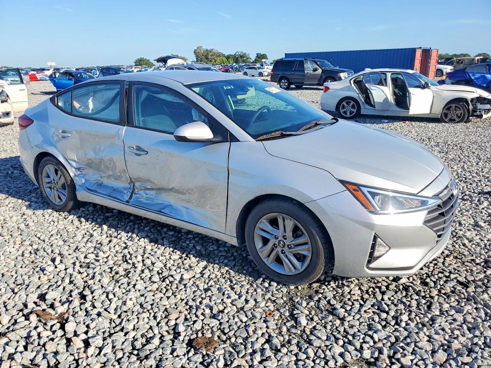 64737776 :رقم المزاد ، 5NPD84LF5KH481483 vin ، 2019 Hyundai Elantra مزاد بيع