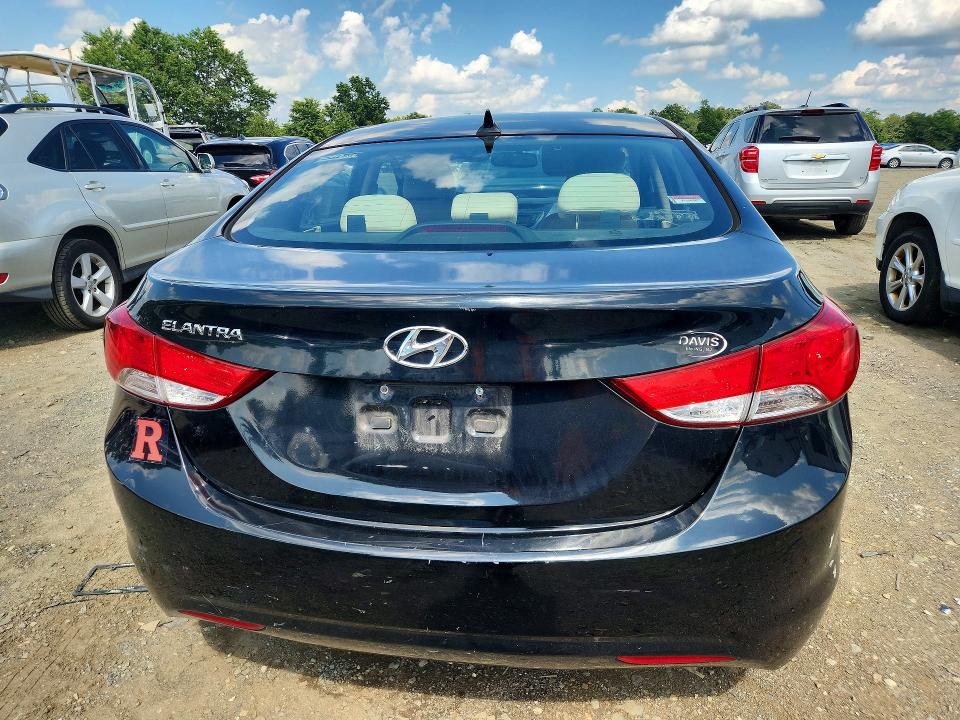 64282506 :رقم المزاد ، 5NPDH4AE3DH207924 vin ، 2013 Hyundai Elantra مزاد بيع