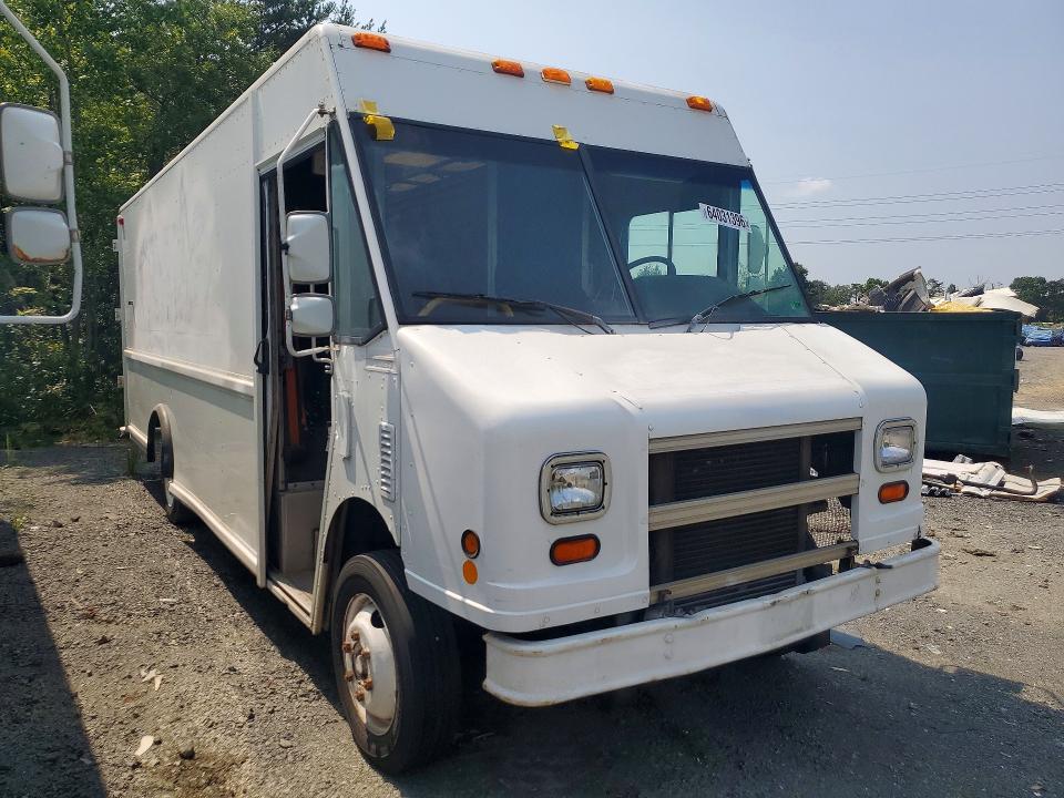 2004 Freightliner Mt45 Chassis მანქანა იყიდება აუქციონზე, vin: 4UZAANCP34CM43380, აუქციონის ნომერი: 64031396