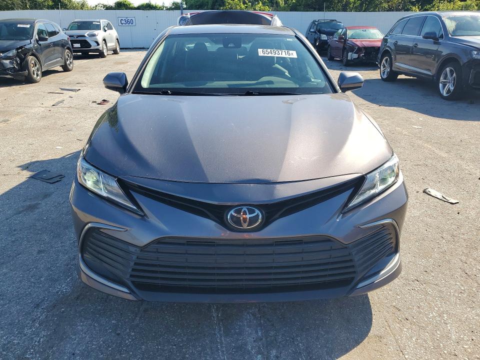 2022 Toyota Camry მანქანა იყიდება აუქციონზე, vin: 4T1C11AK5NU647618, აუქციონის ნომერი: 65493716